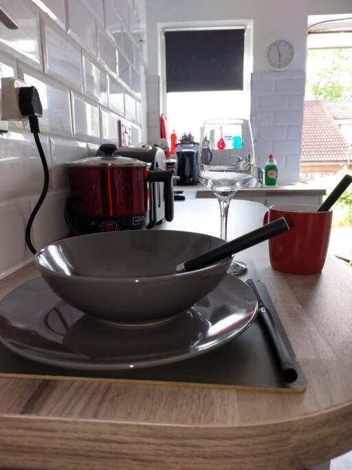 Apartamento Limpenny Garden Flat Nottingham Exterior foto