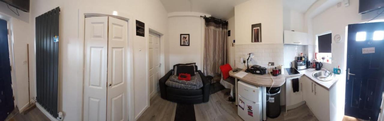 Apartamento Limpenny Garden Flat Nottingham Exterior foto
